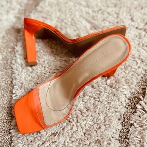 New in box clear strap, orange heel // Wild Diva Lounge, sz 8.